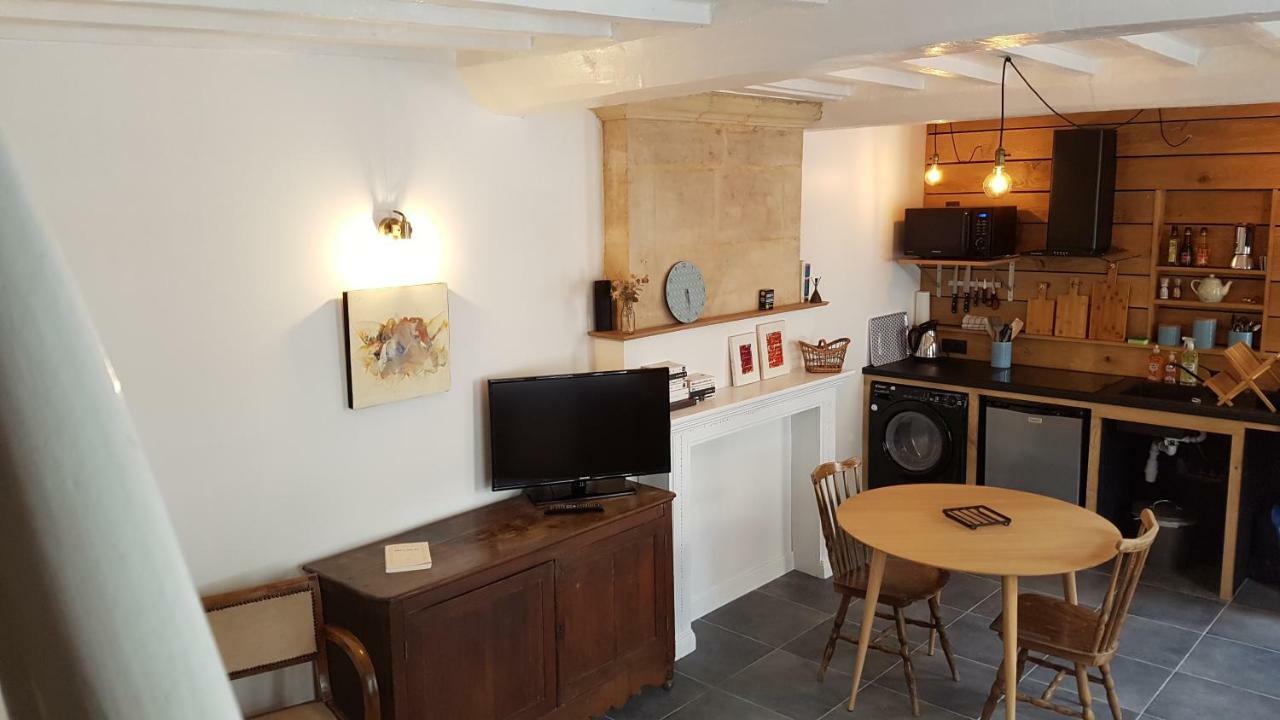 Maison Camille Port-en-Bessin-Huppain Esterno foto